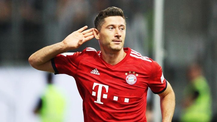 Bayern goleia e fatura a Supercopa com show de Lewandowski