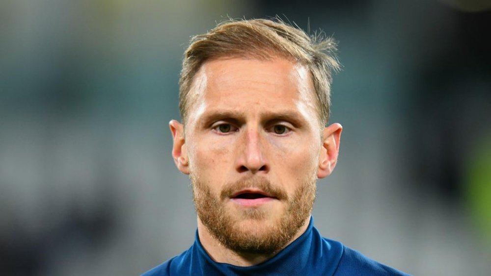 Howedes is in no rush to discuss his future. GOAL