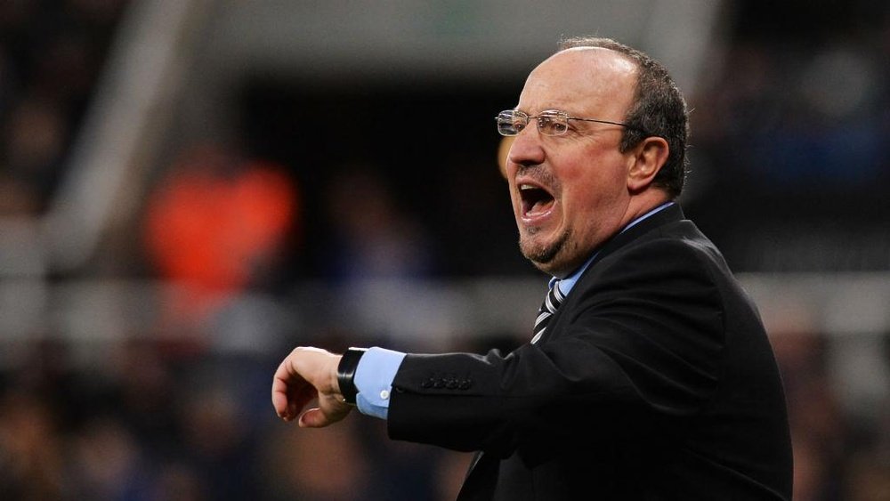 Benitez wants transfer 'help'. Goal