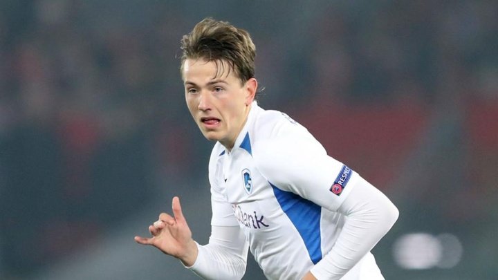 Sheffield United complete Sander Berge signing for club-record fee