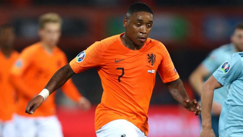 PSV allow Bergwijn to travel to England to complete prospective Spurs move. AFP