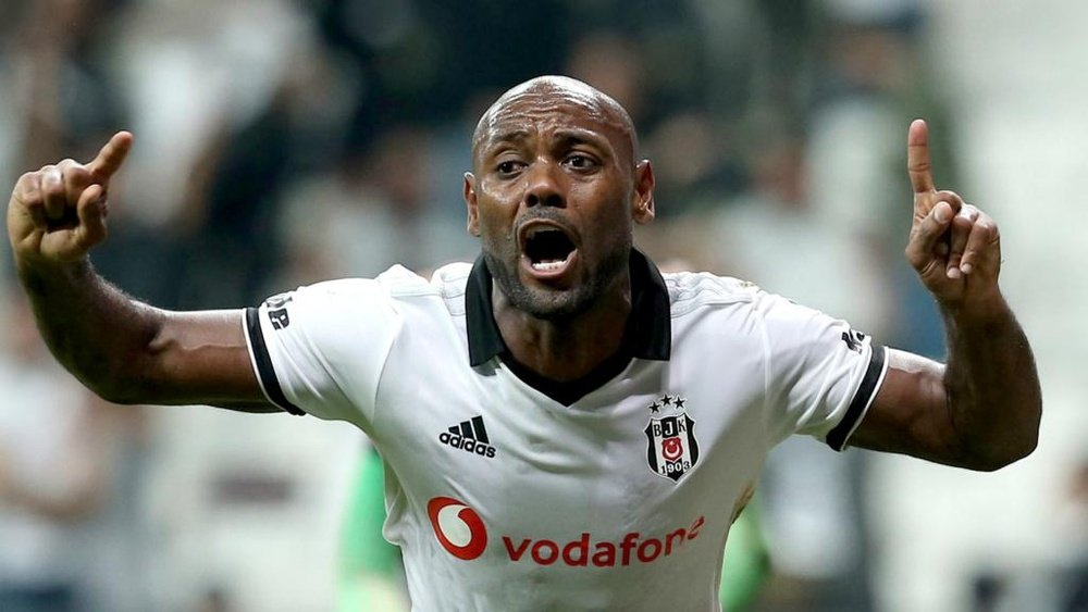 Besiktas Kayserispor Vagner Love. Goal