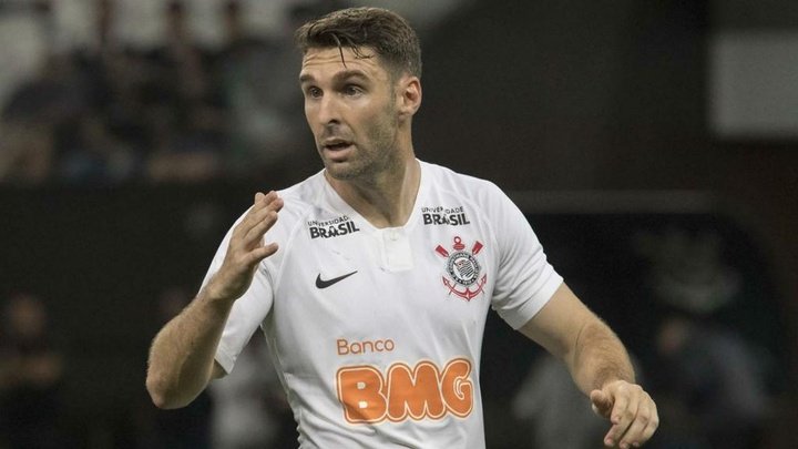 Corinthians 2-0 Chapecoense: Timão vence em casa e avança na Copa do Brasil