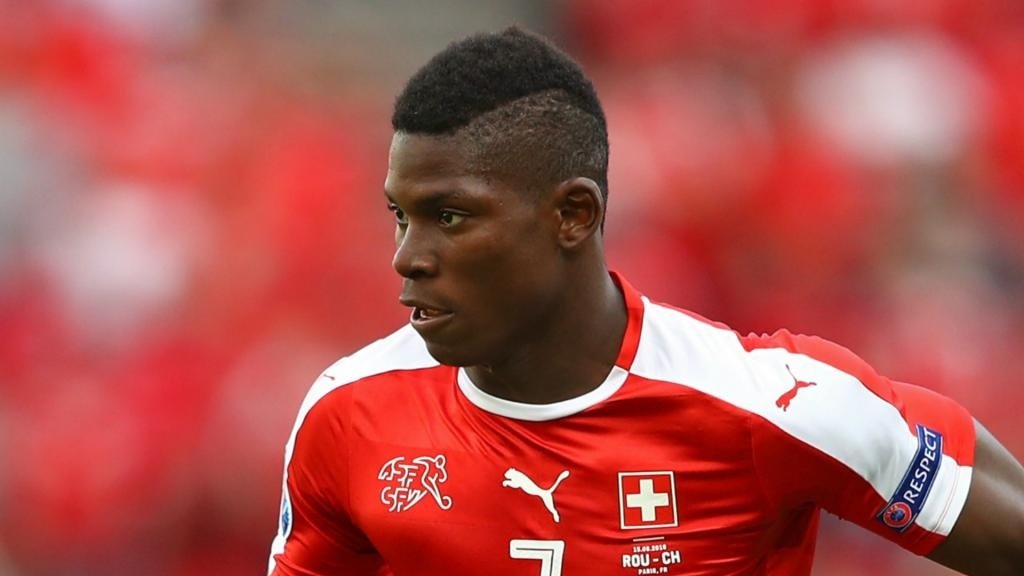 Embolo on top form as Switzerland dispatch Japan 2-0