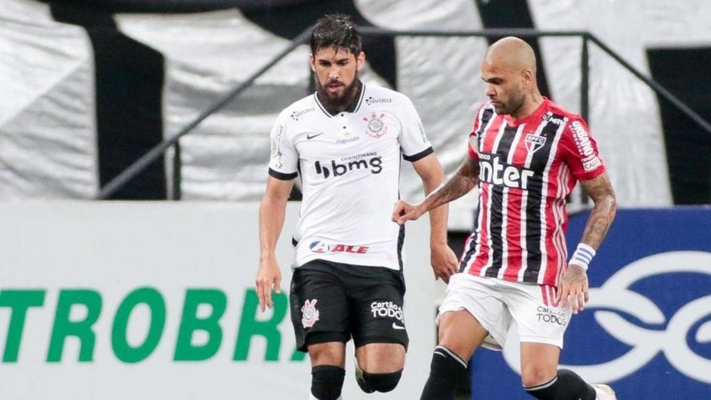 Bruno Méndez ganha primeira sequência no Corinthians