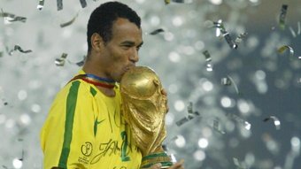Cafu: Brazil need to win World Cup. DUGOUT