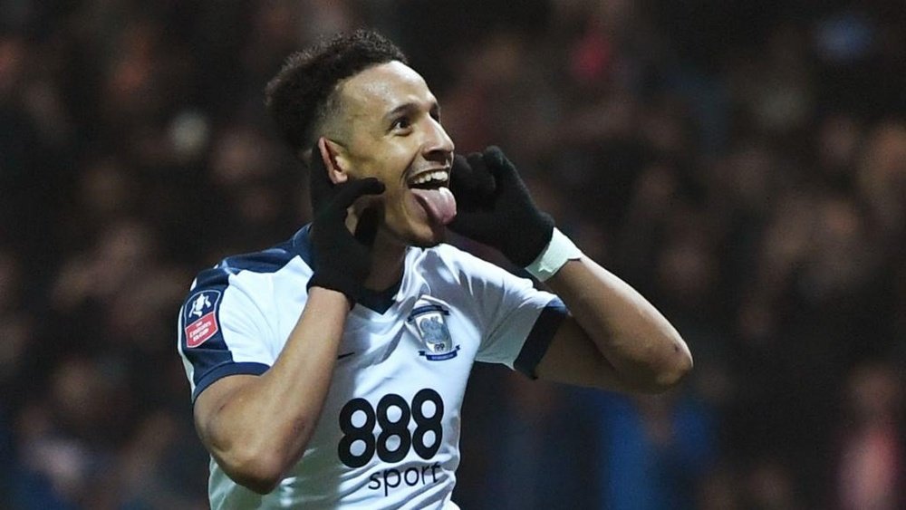 Sheffield United break club transfer record again for Robinson. GOAL
