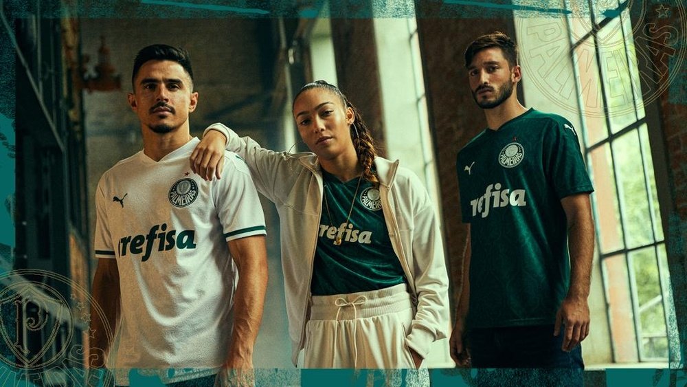 Camisa branca do Palmeiras divide torcida alviverde. Goal