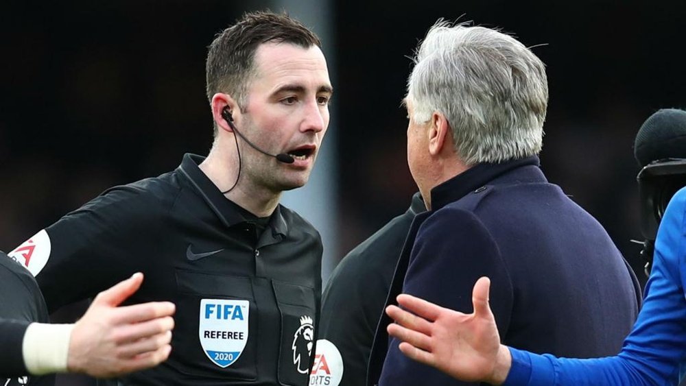 Ancelotti escapes FA ban after angry confrontation with referee. GOAL