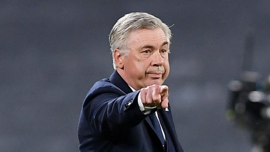 Juventus v Napoli: How Ancelotti's arsenal could claim Serie A title. GOAL