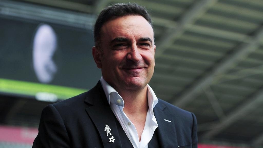 Flamengo faz reunião com Carlos Carvalhal. EFE
