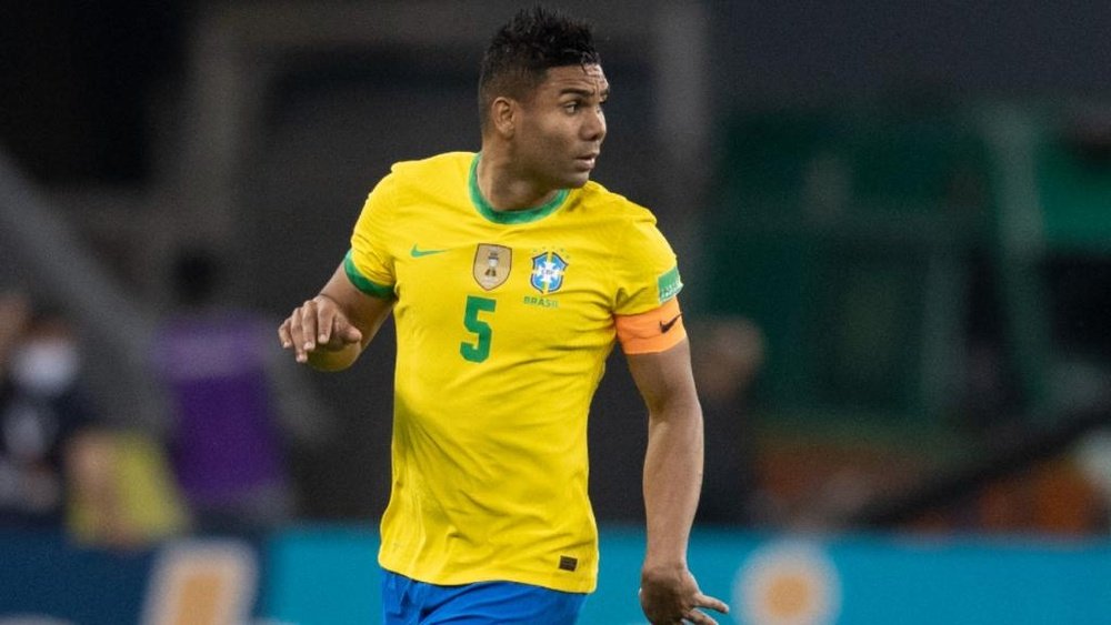 Casemiro reitera união de jogadores com Tite e papel de liderança na seleção brasileira