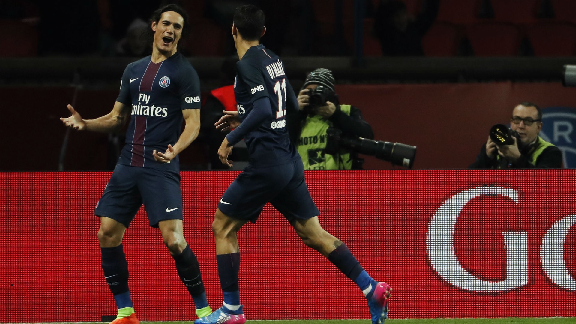 PSG 2 Lille 1: Controversial late Lucas strike bails out champions in dramatic finish