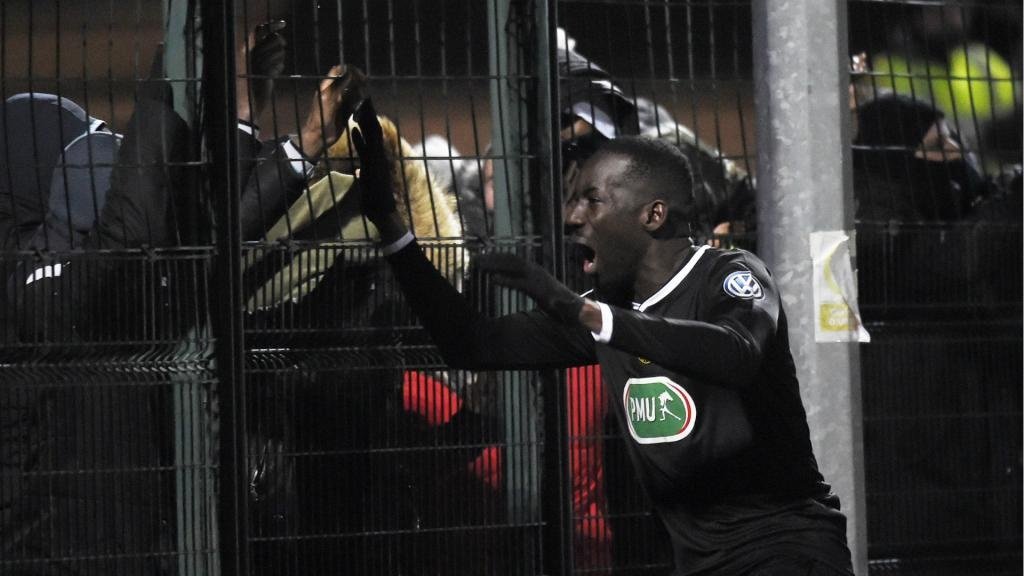 Third-tier side reach Coupe de France semi-finals