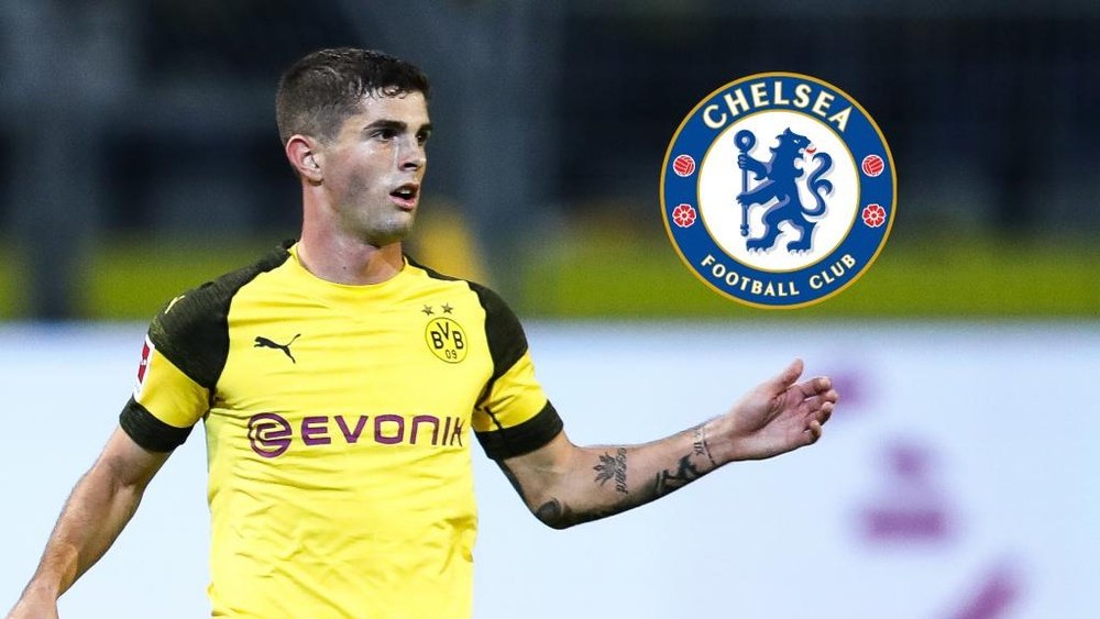 Christian Pulisic, Chelsea logo. Goal
