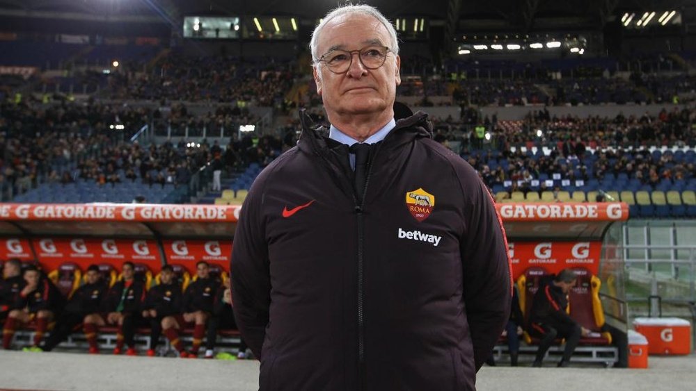 Roma 'attached to an oxygen tank and need all doctors available' – Ranieri