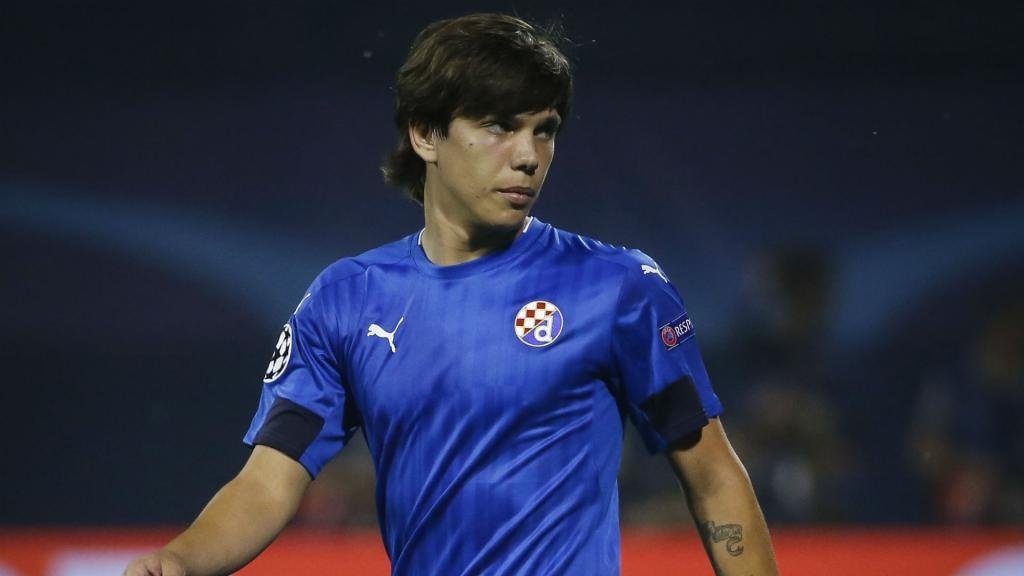 Coric pens Roma deal