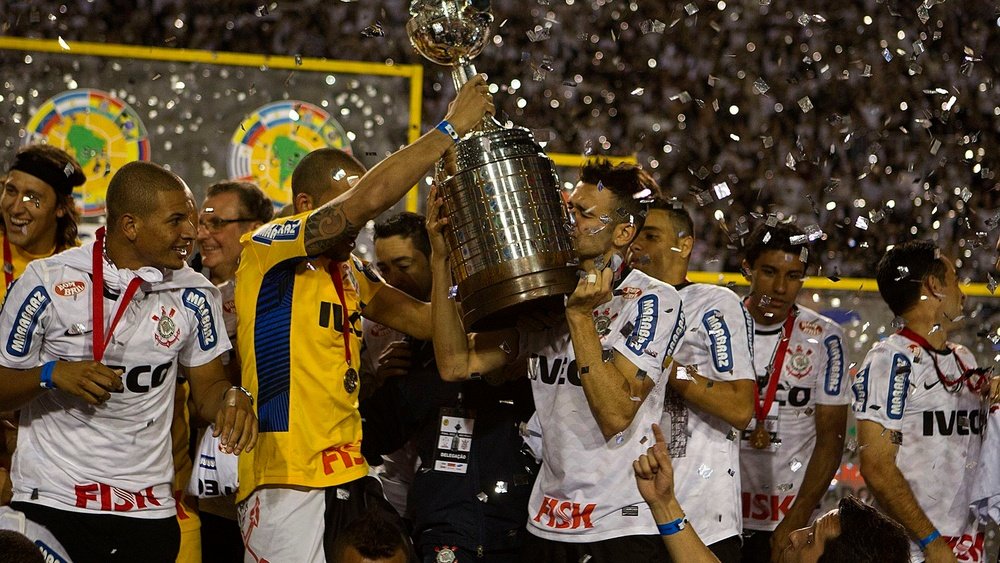 Imagens desse triunfo de 2012 do 'Timão'. Goal