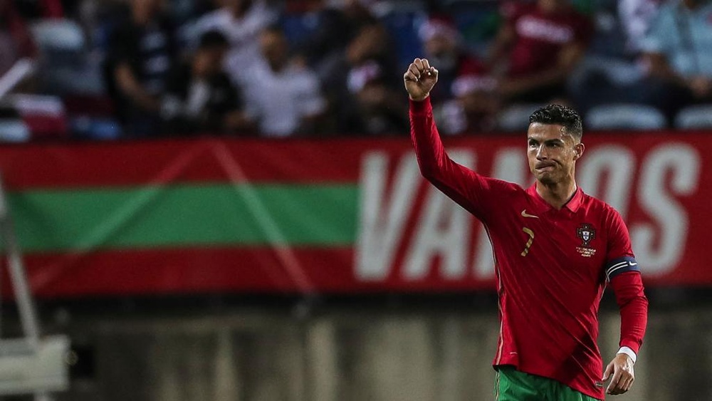 Cristiano Ronaldo vibra com outro recorde pessoal. EFE