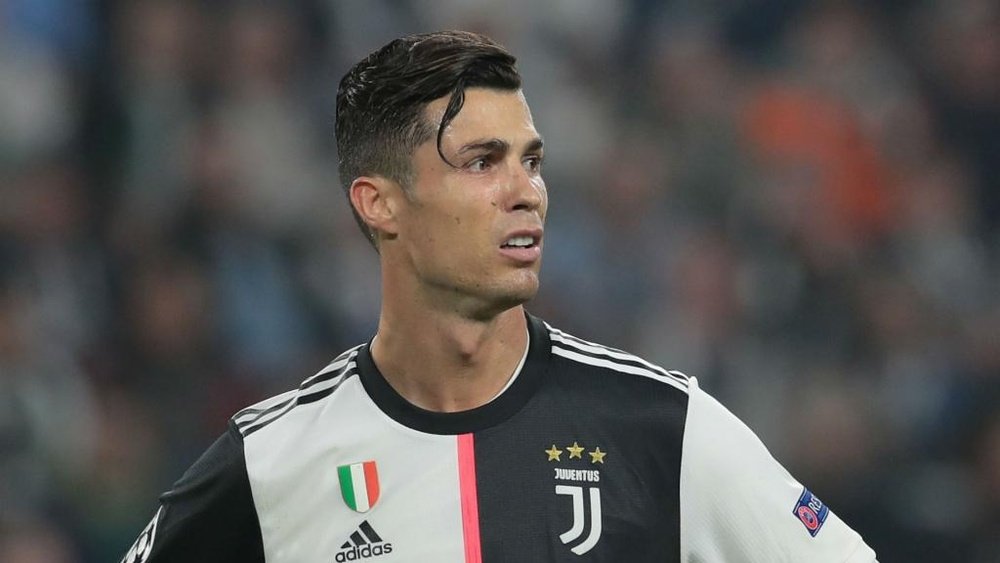 Juventus rest Ronaldo as De Sciglio returns for Lecce trip. GOAL