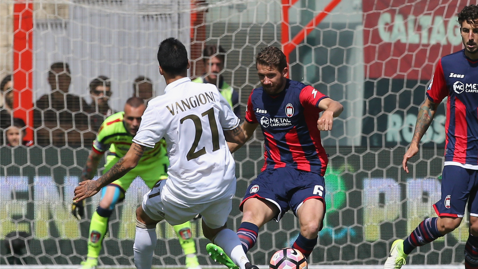 Crotone-AC Milan : L'Europe s'éloigne pour Milan