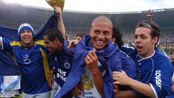 Cruzeiro de 2003: tudo sobre o título do Brasileirão. EFE