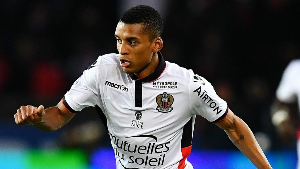 Dalbert Henrique s'éloigne de Nice. Goal