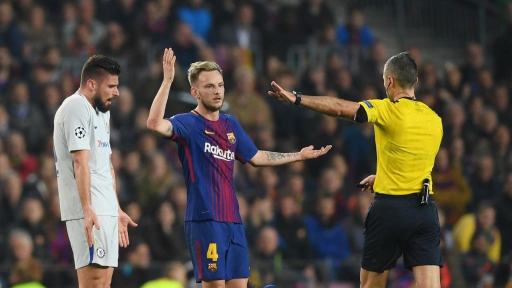 Ballack criticised Damir Skomina's decisions as Chelsea exited the Champions League. GOAL