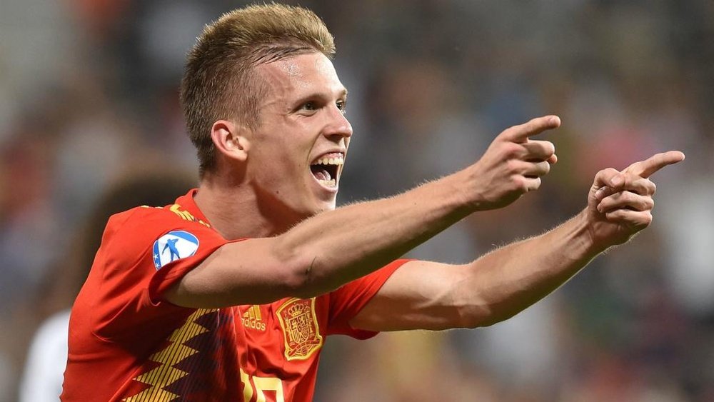 Bayern failed in late bid for Dani Olmo, claims Dinamo director Mamic. GOAL