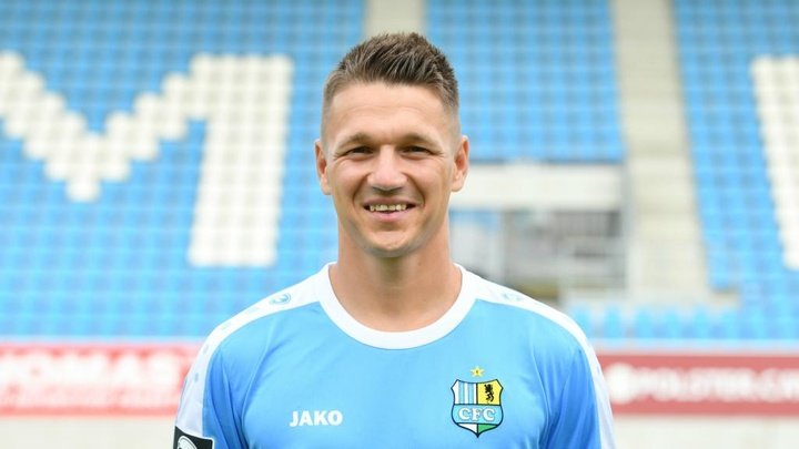 German club Chemnitzer sack captain for supporting far-right