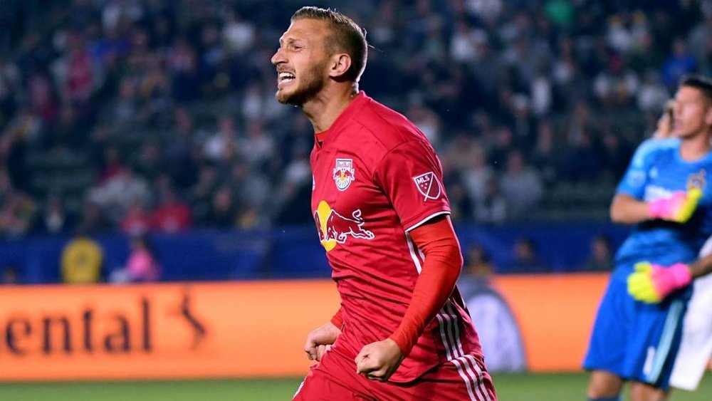 Royer's late goal sent the Red Bulls top. GOAL