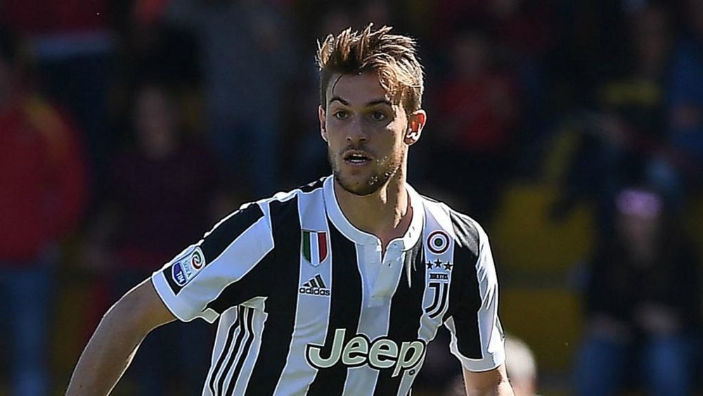 Daniele Rugani will stay put at the league leaders. GOAL