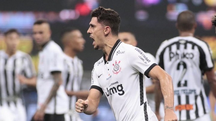 Danilo Avelar será punido pelo Corinthians por ofensa racista?