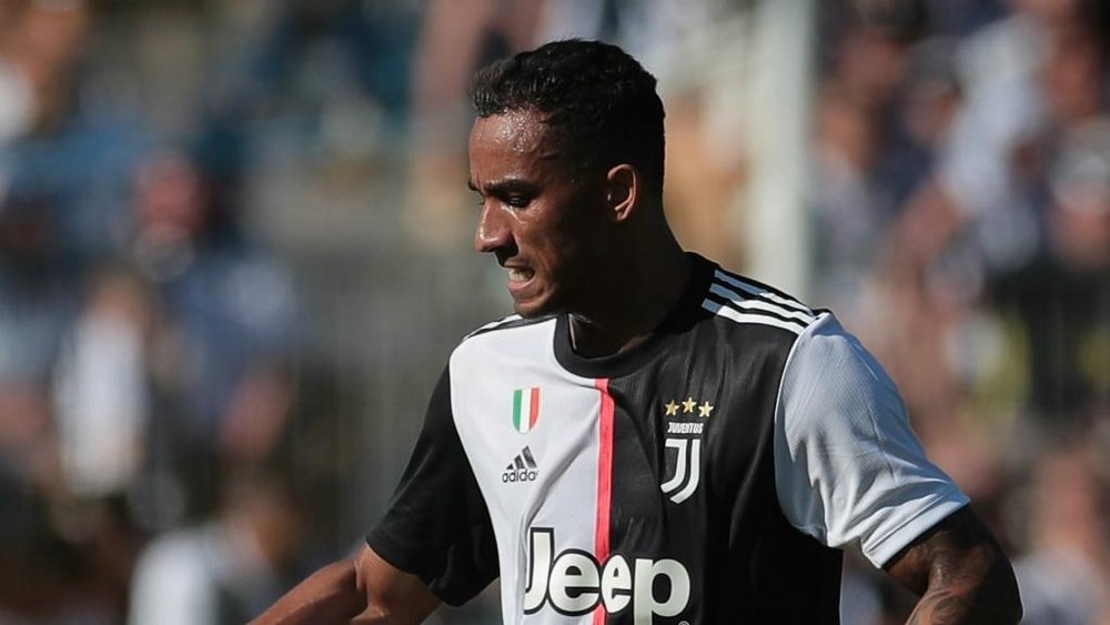 Danilo back in Juventus training ahead of Bologna match. Goal