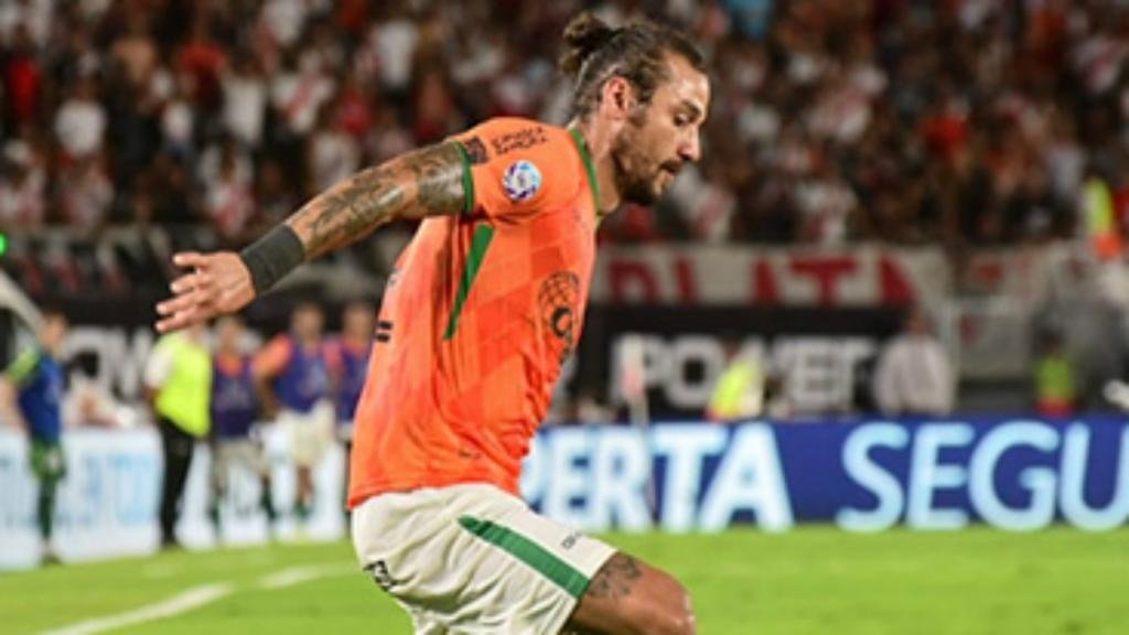 Dani Osvaldo plays first match in four years after returning to football