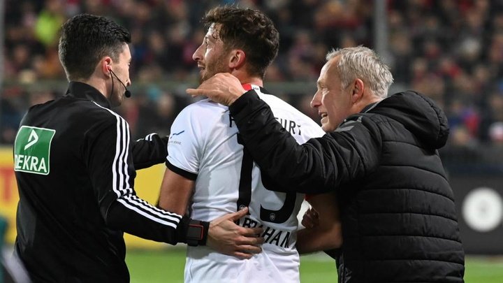 Bobic disapproves of Abraham's actions after Eintracht captain charges over Freiburg coach