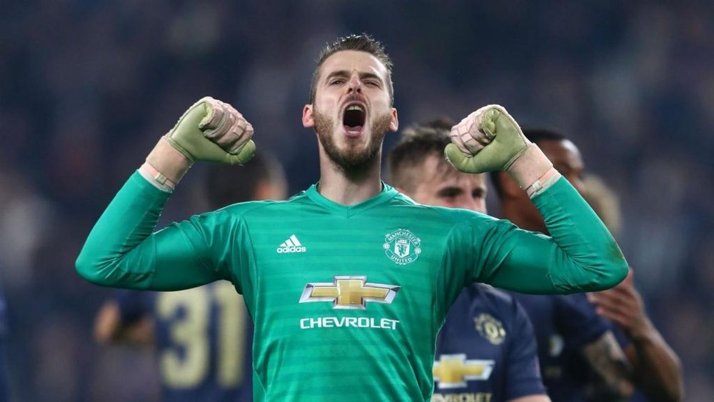 Mourinho is desperate for Manchester United to keep hold of the goalkeeper. GOAL