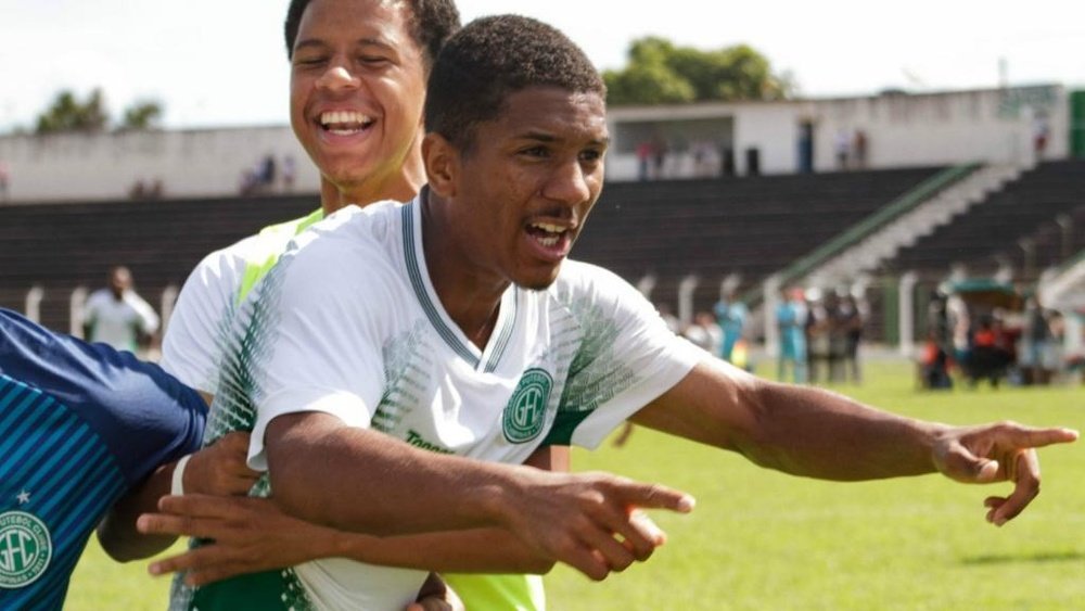 Corinthians encaminha compra de jovem atacante do Guarani. GOAL