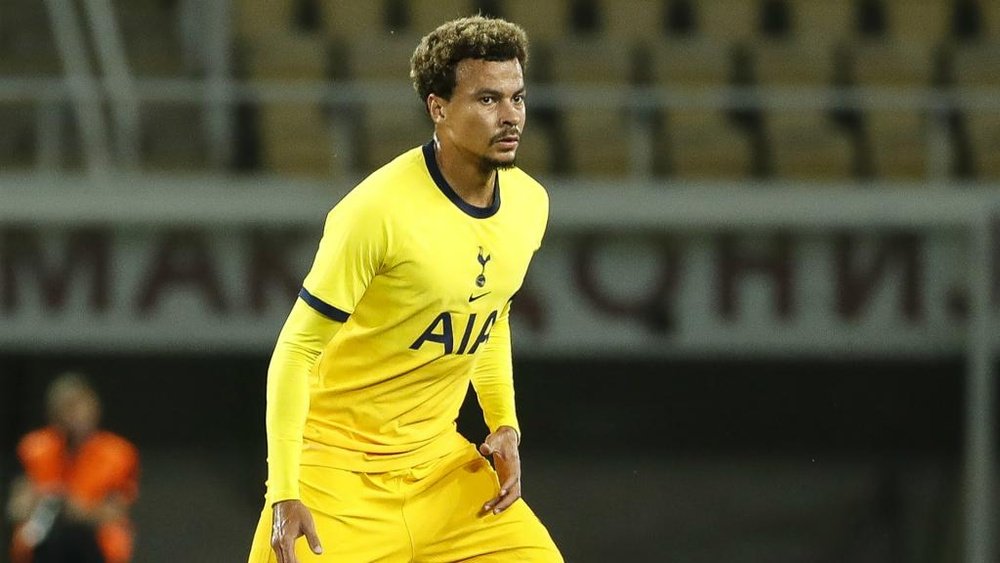 Dele Alli has remained professional despite not being played by Mourinho. GOAL