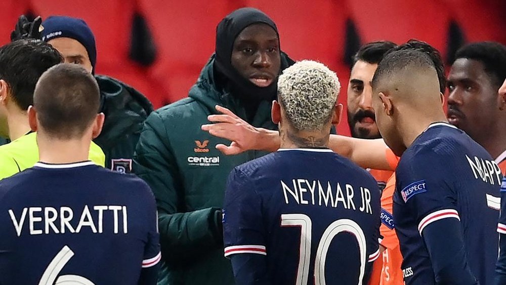 PSG-Basaksehir - Demba Ba et Coltescu se seraient réconciliés