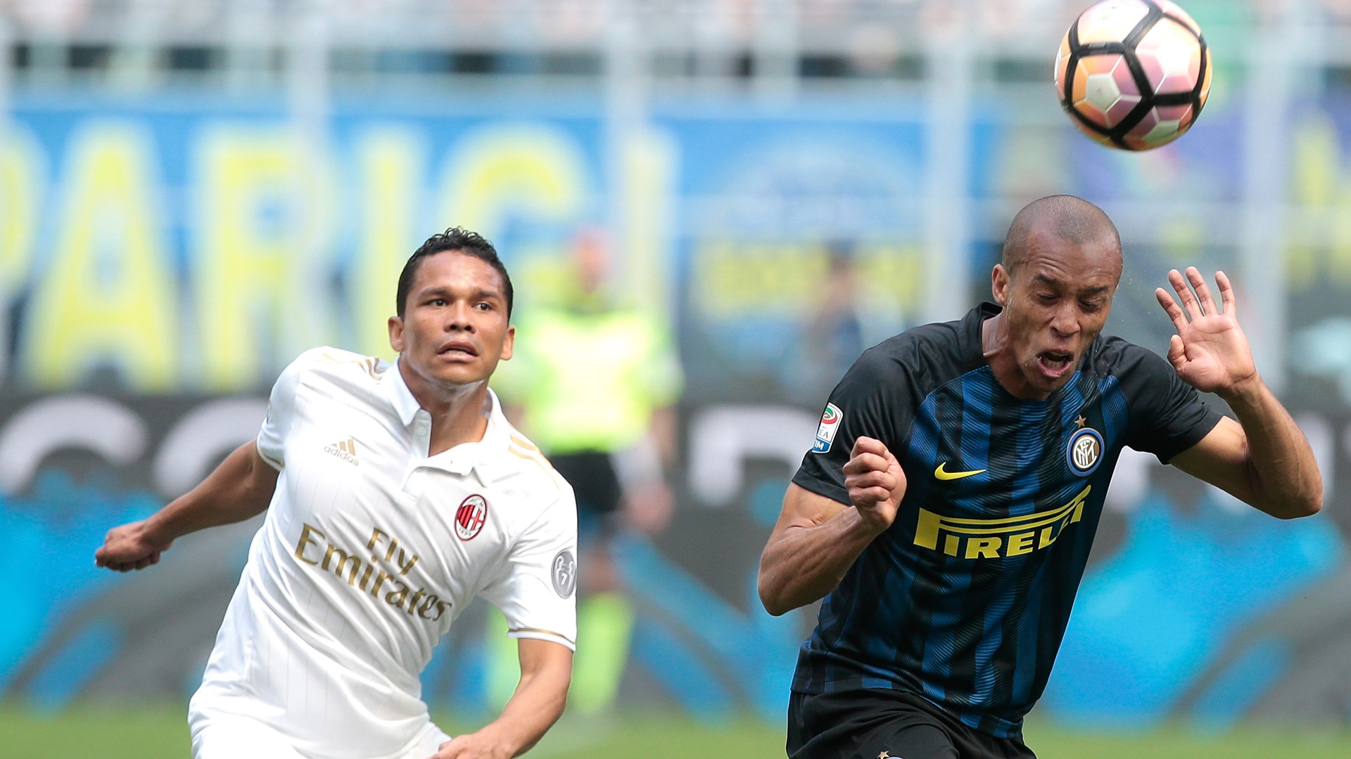 Zapata sauve l'AC Milan dans le derby de la Madonnina