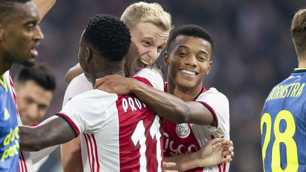 L'Ajax est leader d'Eredivisie. Goal