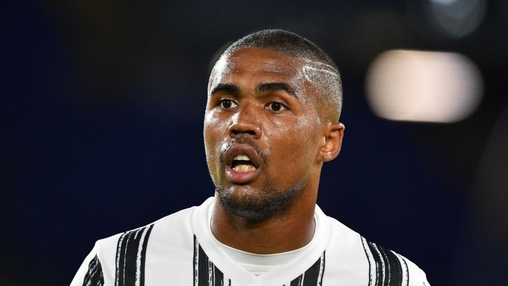 Juventus libera e Grêmio deve anunciar Douglas Costa nesta sexta-feira