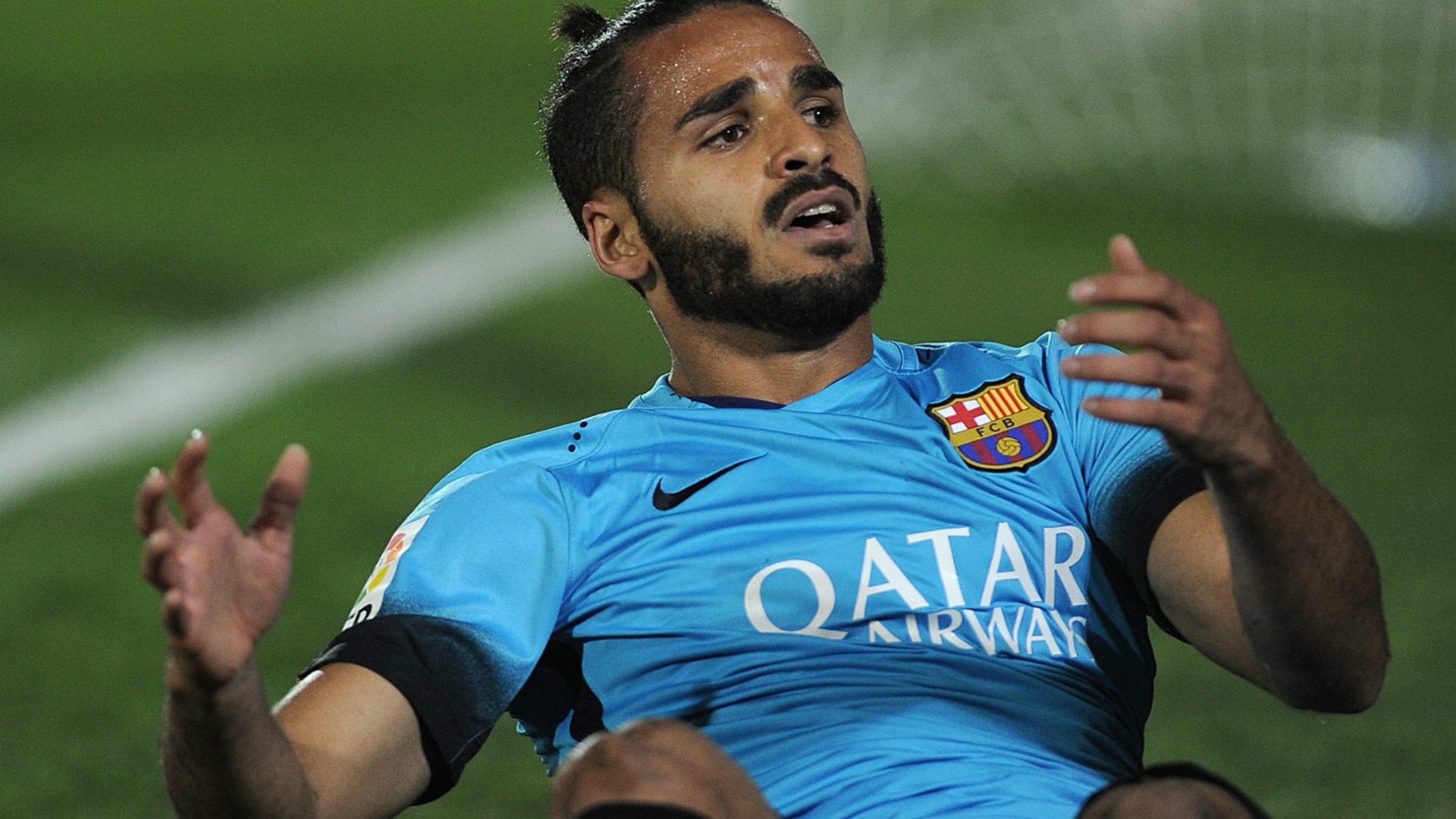 OFFICIEL : Le Barça prête Douglas à Benfica