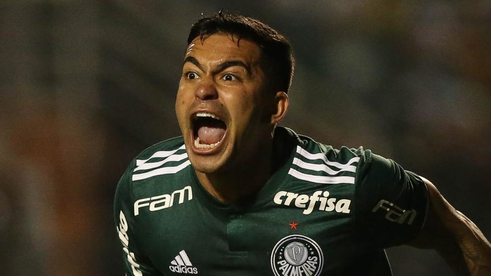 Bruno Henrique e Dudu comemoram vitória do Palmeiras, mas mantém os pés no chão