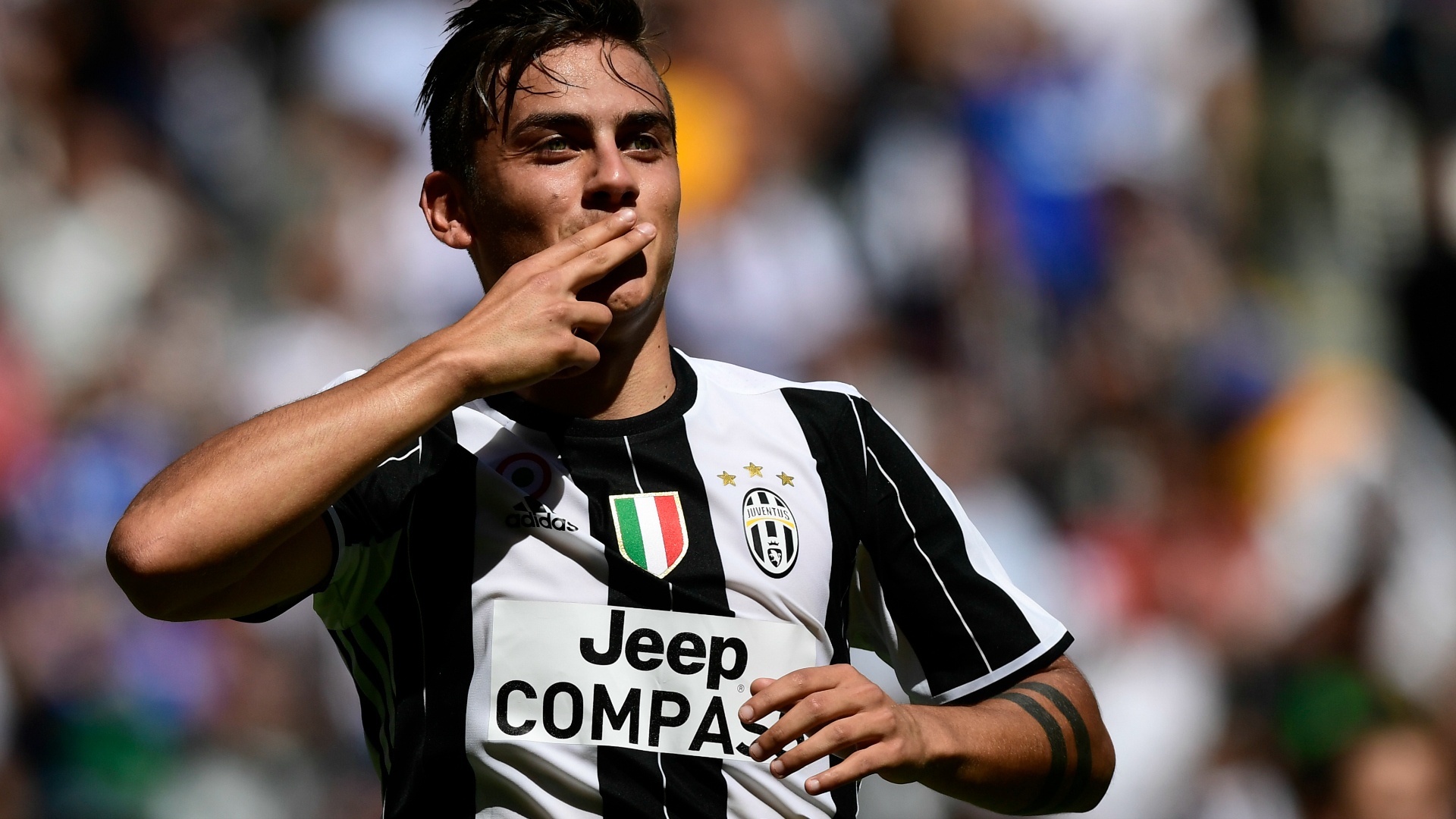 Para ver Dybala na final da Champions League, clube argentino fez um pedido especial