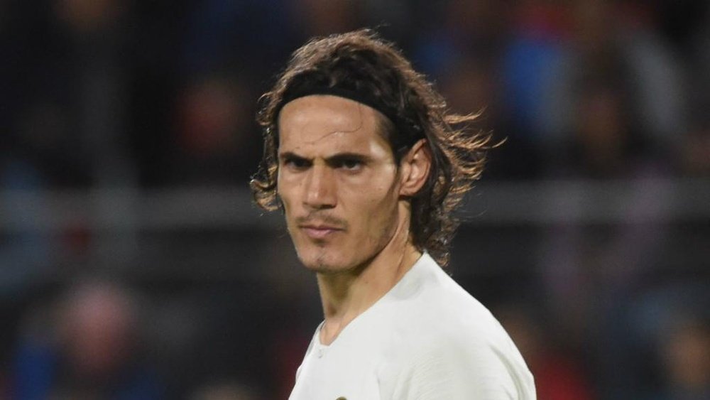 Tuchel admits Cavani is unhappy, but must work to get back into PSG side. GOAL
