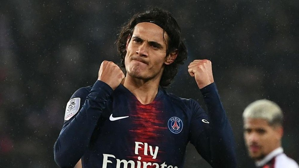 Cavani is considering his options as his PSG contract begins to run down. GOAL
