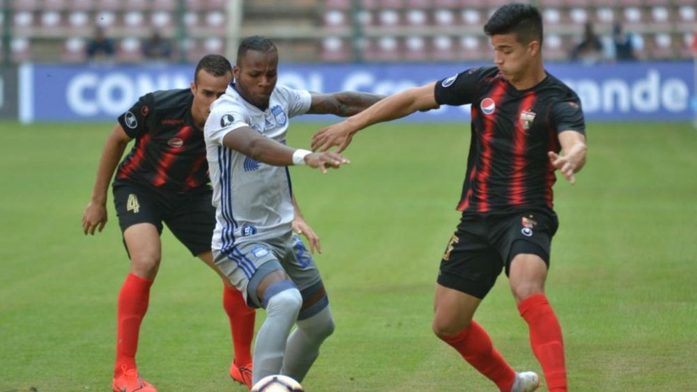 Deportivo Lara 0 Emelec 0: Angulo penalty miss denies visitors