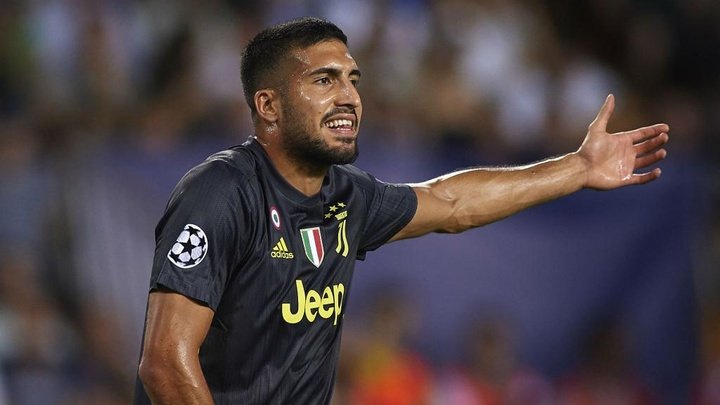 Emre Can questions referee on Ronaldo's red